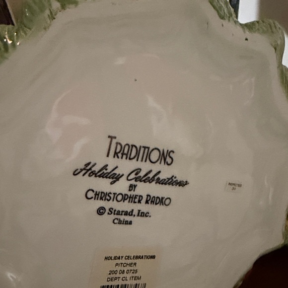 Festive Christmas Tree Pitcher and Tray Set - Picture 8 of 9